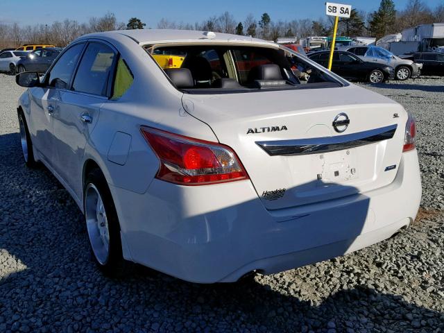 1N4AL3AP1DC212778 - 2013 NISSAN ALTIMA 2.5 WHITE photo 3