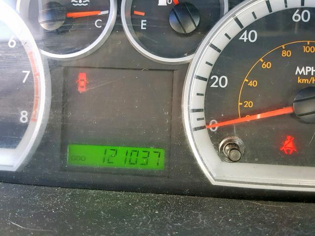 KL1TD5DEXAB120485 - 2010 CHEVROLET AVEO LS GRAY photo 8