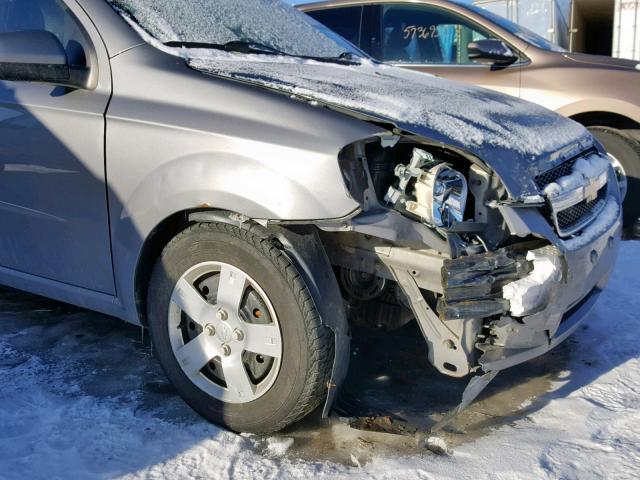 KL1TD5DEXAB120485 - 2010 CHEVROLET AVEO LS GRAY photo 9