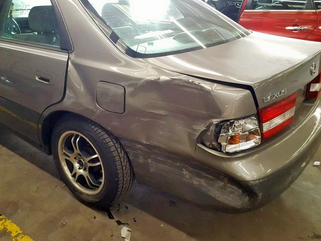 JT8BF28G510333461 - 2001 LEXUS ES 300 GRAY photo 9