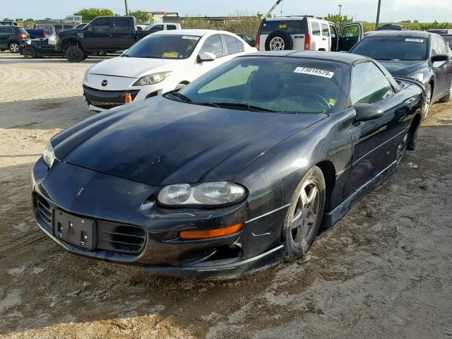 2G1FP22K6W2127089 - 1998 CHEVROLET CAMARO BLACK photo 2