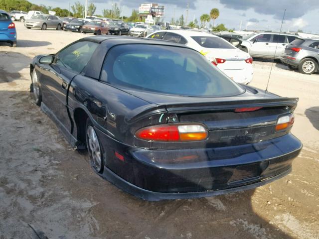 2G1FP22K6W2127089 - 1998 CHEVROLET CAMARO BLACK photo 3