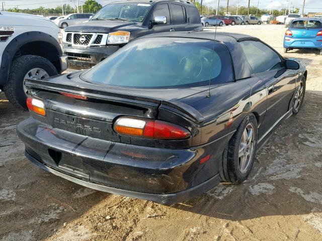 2G1FP22K6W2127089 - 1998 CHEVROLET CAMARO BLACK photo 4