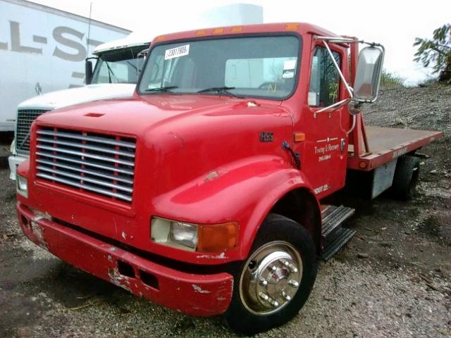 1HTSCABM2TH267039 - 1996 INTERNATIONAL 4000 4700 RED photo 2