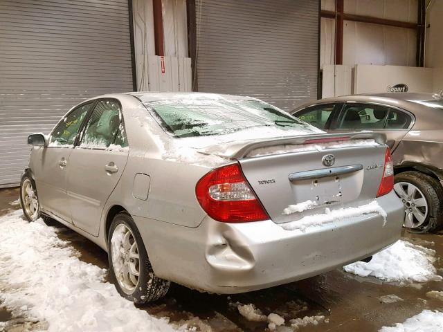4T1BE32K34U844134 - 2004 TOYOTA CAMRY LE SILVER photo 3