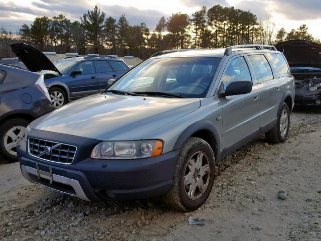 YV1SZ592151203510 - 2005 VOLVO XC70 SILVER photo 2