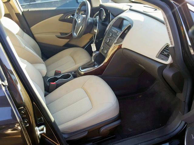 1G4PR5SK7E4209814 - 2014 BUICK VERANO CON BROWN photo 5