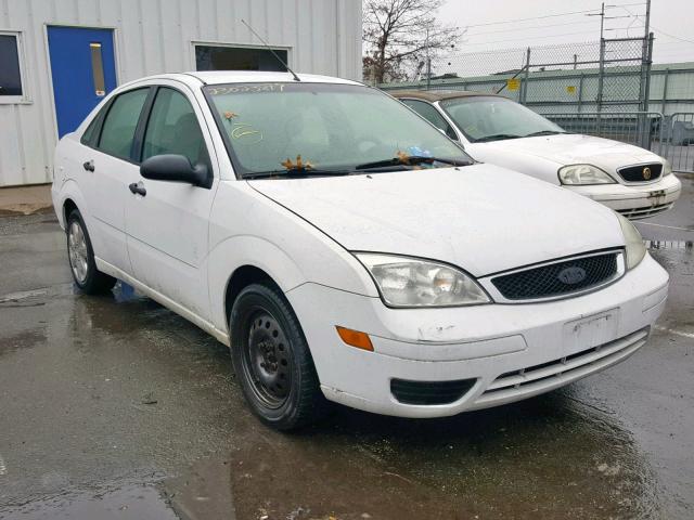 1FAFP34N76W207199 - 2006 FORD FOCUS ZX4 WHITE photo 1