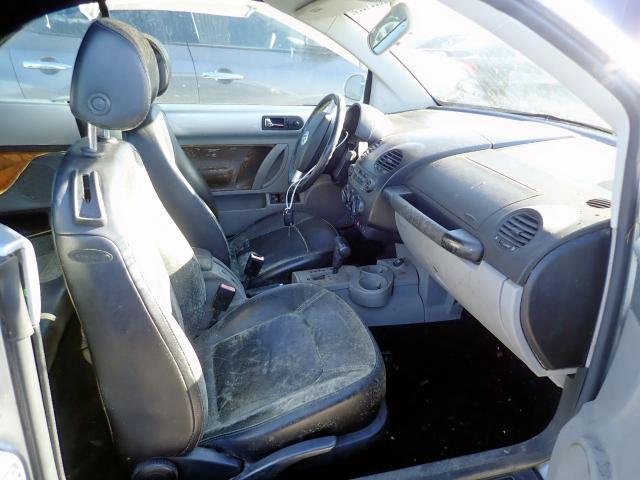 3VWCD21Y34M300813 - 2004 VOLKSWAGEN NEW BEETLE Gümüş foto 5