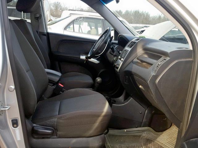 KNDKGCA37A7669728 - 2010 KIA SPORTAGE L SILVER photo 5