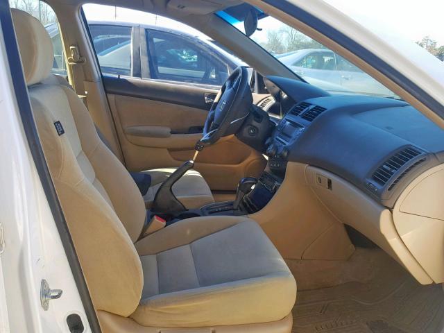 1HGCM56137A184919 - 2007 HONDA ACCORD VAL WHITE photo 5