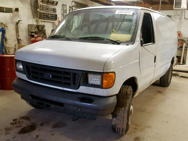 1FTSE34L47DA66912 - 2007 FORD ECONOLINE WHITE photo 2