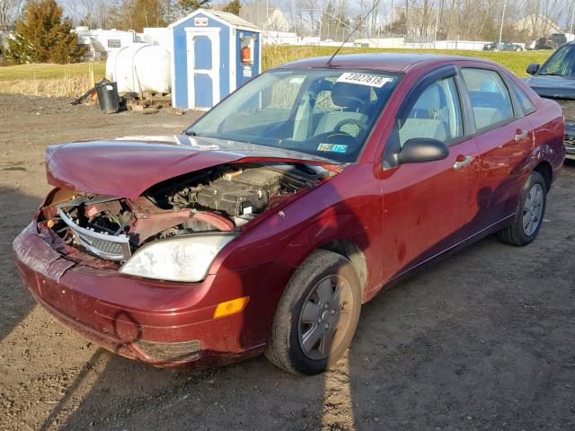 1FAHP34N17W138276 - 2007 FORD FOCUS ZX4 RED photo 2