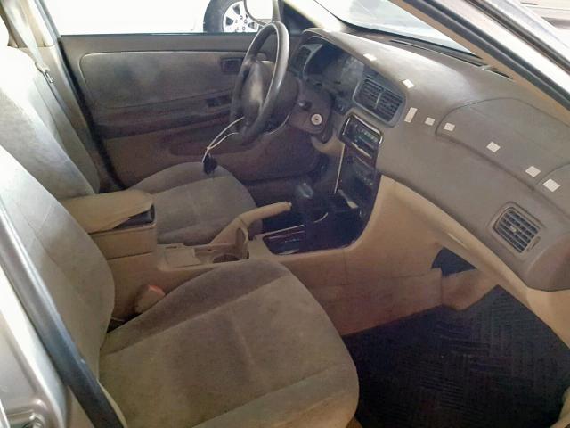 1N4DL01D31C223424 - 2001 NISSAN ALTIMA XE TAN photo 5