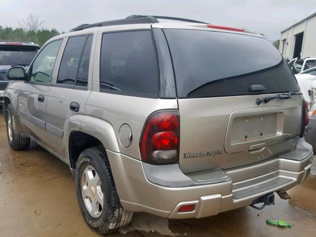 1GNDS13S432262389 - 2003 CHEVROLET TRAILBLAZE GOLD photo 3