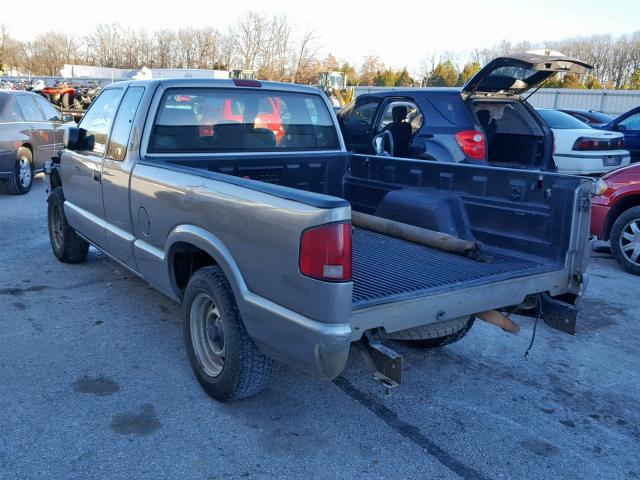 1GTCS19W328186318 - 2002 GMC SONOMA GRAY photo 3