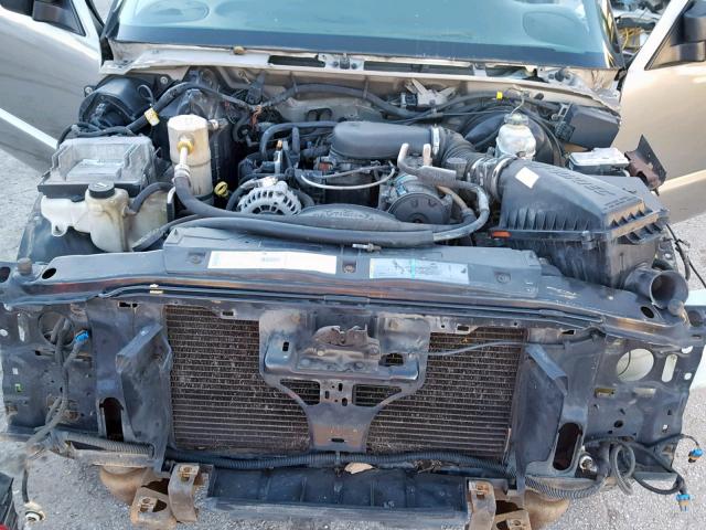 1GTCS19W328186318 - 2002 GMC SONOMA GRAY photo 7