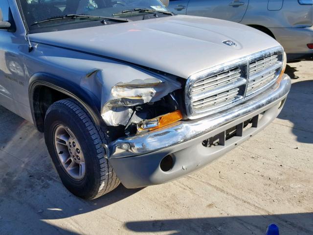 1B7GL22X0YS739929 - 2000 DODGE DAKOTA SILVER photo 9