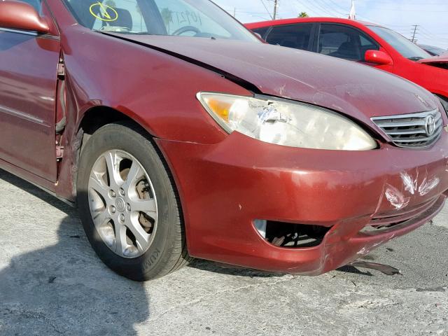 4T1BE32K95U068920 - 2005 TOYOTA CAMRY LE RED photo 9
