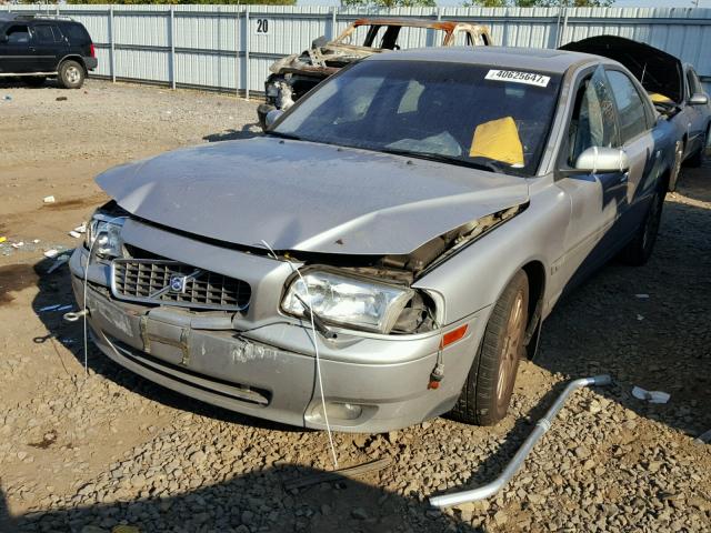 YV1TS91ZX41335334 - 2004 VOLVO S80 T6 SILVER photo 2