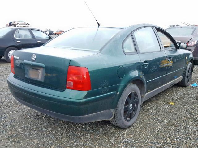 WVWMA23B3YP159234 - 2000 VOLKSWAGEN PASSAT GLS GREEN photo 4