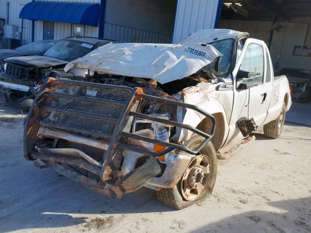 1FT7X2B63FEB69318 - 2015 FORD F250 SUPER 白色 照片 2