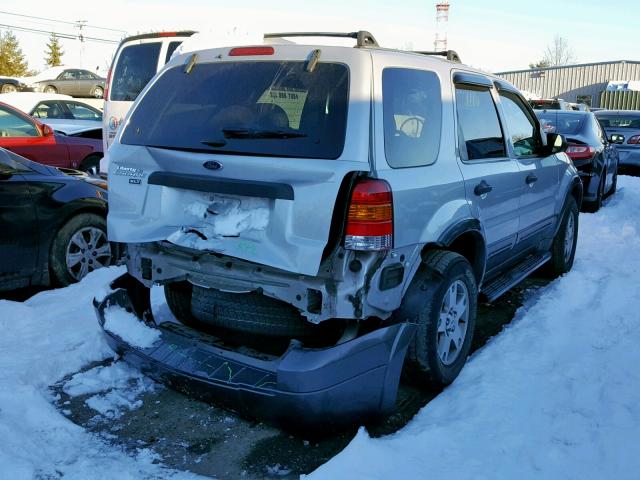 1FMCU93125KB05561 - 2005 FORD ESCAPE XLT 银色 照片 4