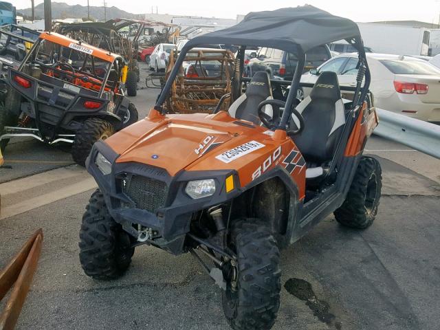 4XAVH76A9DF252217 - 2013 POLARIS RZR 800 ORANGE photo 2