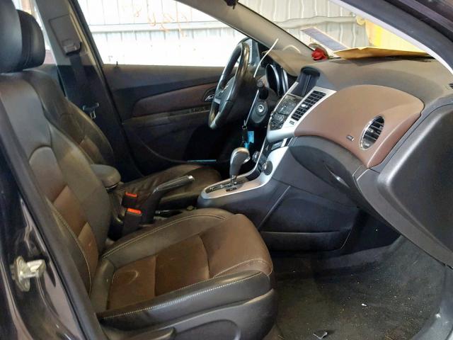 1G1PE5SB3F7162290 - 2015 CHEVROLET CRUZE LT GRAY photo 5