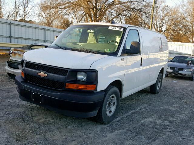 1GCZGGFFXH1271659 - 2017 CHEVROLET EXPRESS G3 WHITE photo 2