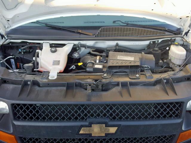 1GCZGGFFXH1271659 - 2017 CHEVROLET EXPRESS G3 WHITE photo 7