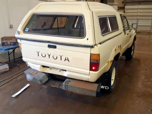 JT4RN66D6E5009088 - 1984 TOYOTA PICKUP XTR TAN photo 4