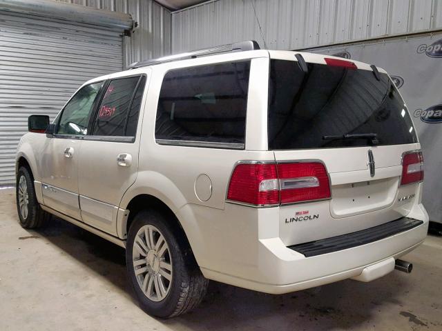 5LMFU27597LJ16732 - 2007 LINCOLN NAVIGATOR WHITE photo 3