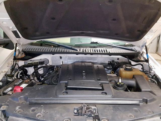 5LMFU27597LJ16732 - 2007 LINCOLN NAVIGATOR WHITE photo 7