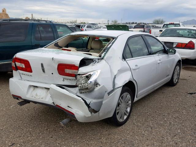 3LNHM26156R631902 - 2006 LINCOLN ZEPHYR WHITE photo 4