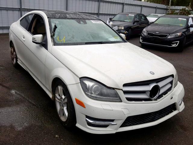 WDDGJ4HB7CF914682 - 2012 MERCEDES-BENZ C 250 WHITE photo 1