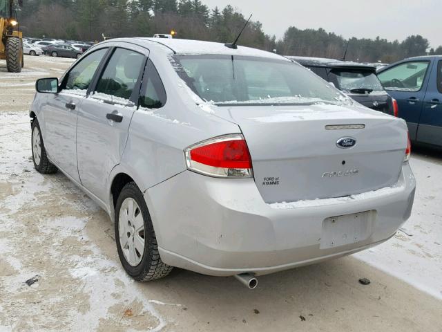 1FAHP34N58W107825 - 2008 FORD FOCUS S/SE SILVER photo 3