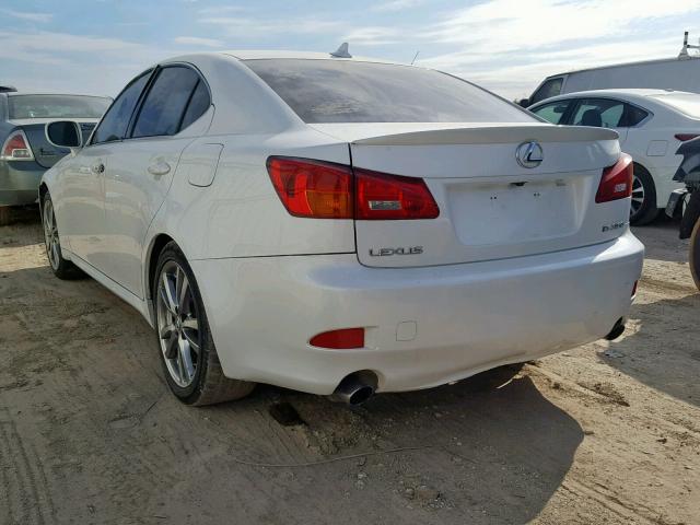 JTHBE262585018618 - 2008 LEXUS IS 350 WHITE photo 3