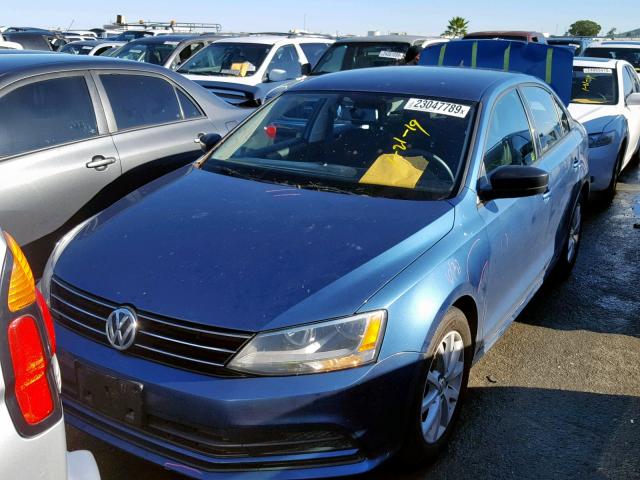 3VWD17AJ5FM290561 - 2015 VOLKSWAGEN JETTA SE BLUE photo 2