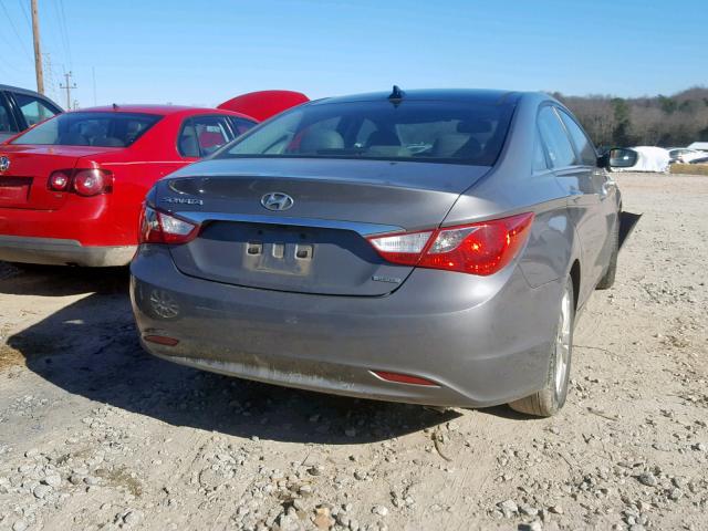 5NPEC4AC0DH605142 - 2013 HYUNDAI SONATA SE GRAY photo 4