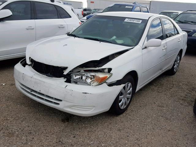 4T1BE32K02U018483 - 2002 TOYOTA CAMRY LE WHITE photo 2