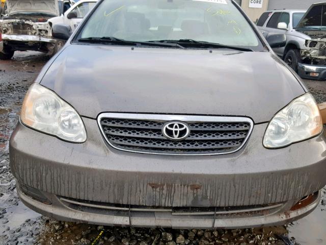 1NXBR32E95Z469754 - 2005 TOYOTA COROLLA CE GRAY photo 9