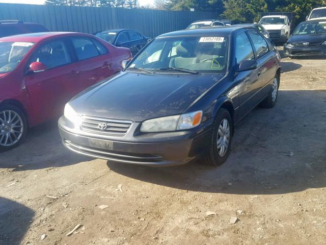 4T1BG28K71U868220 - 2001 TOYOTA CAMRY CE GRAY photo 2