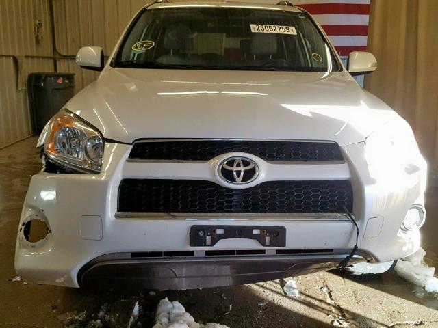 2T3DF4DV3AW032628 - 2010 TOYOTA RAV4 LIMIT 白色 照片 9