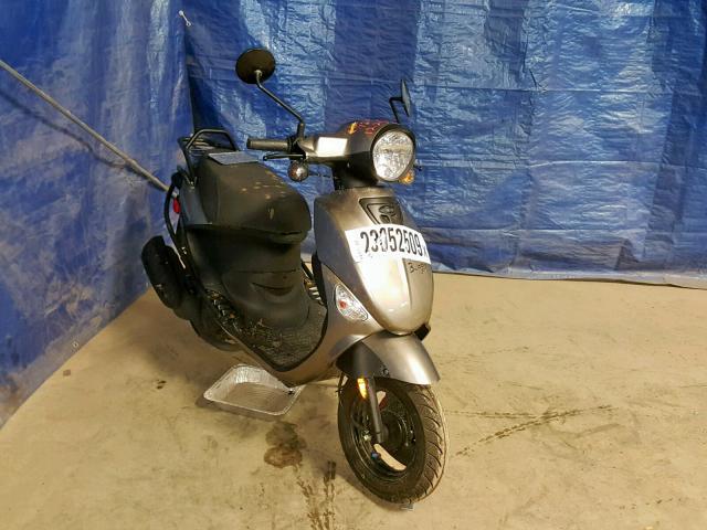 RFVPAP5A8J1122533 - 2018 GENUINE SCOOTER CO. BUDDY 50 GRAY photo 1