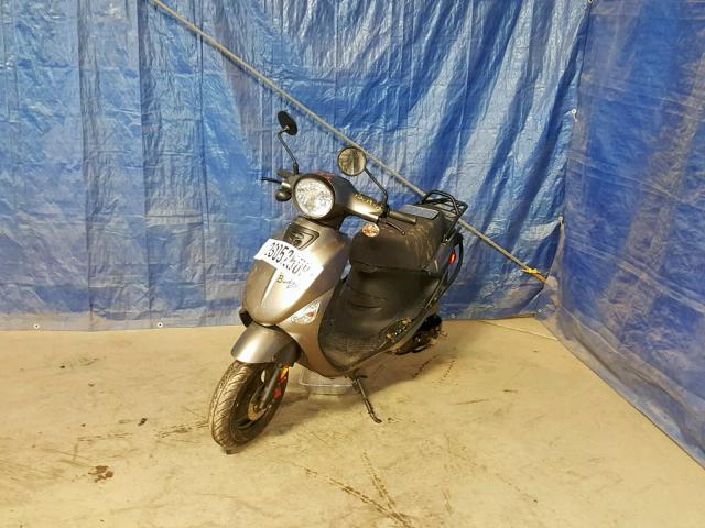 RFVPAP5A8J1122533 - 2018 GENUINE SCOOTER CO. BUDDY 50 GRAY photo 2