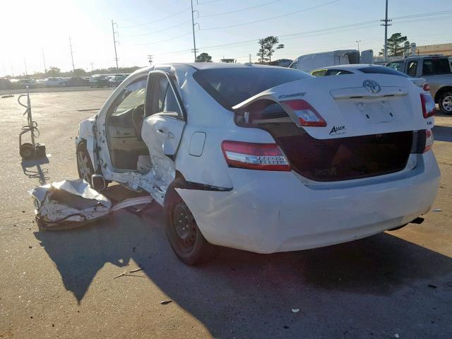 4T4BF3EK8BR186368 - 2011 TOYOTA CAMRY BASE 白色 照片 3