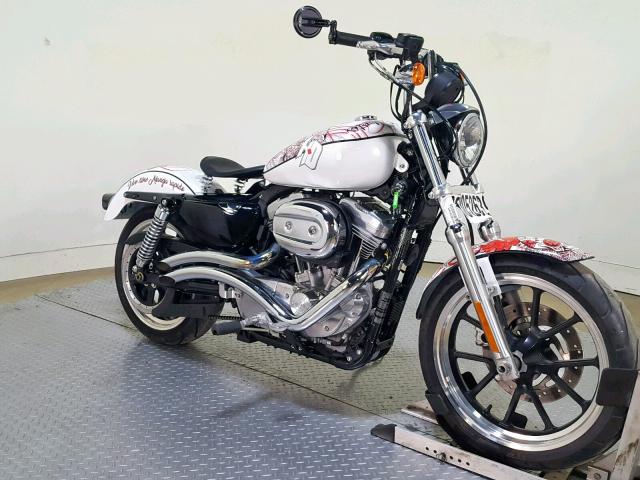 1HD4CR217CC447252 - 2012 HARLEY-DAVIDSON XL883 SUPE WHITE photo 2