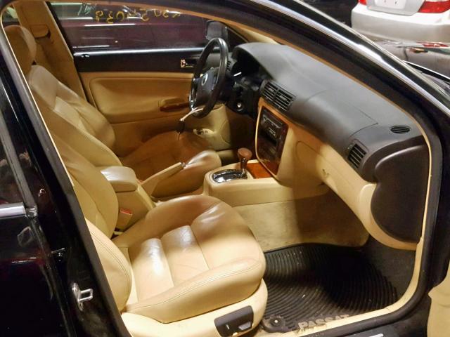 WVWTH63BX2P288450 - 2002 VOLKSWAGEN PASSAT GLX BLACK photo 5