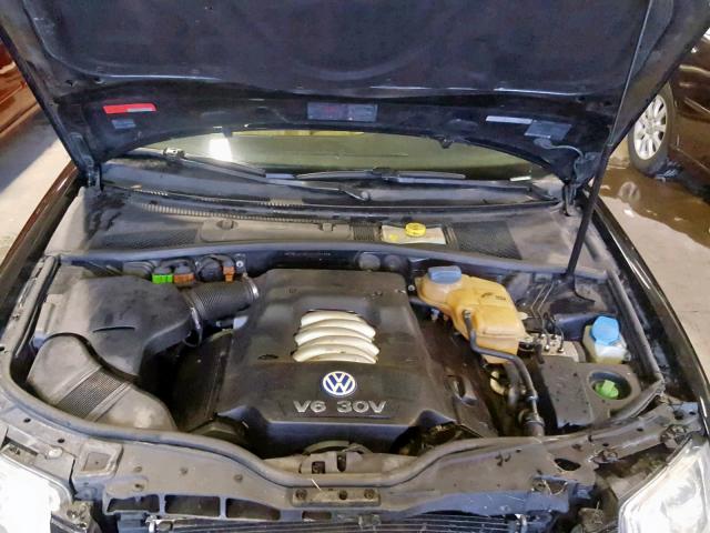 WVWTH63BX2P288450 - 2002 VOLKSWAGEN PASSAT GLX BLACK photo 7